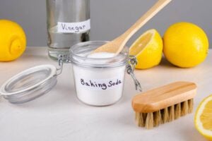How to Clean Drains With Baking Soda & Vinegar